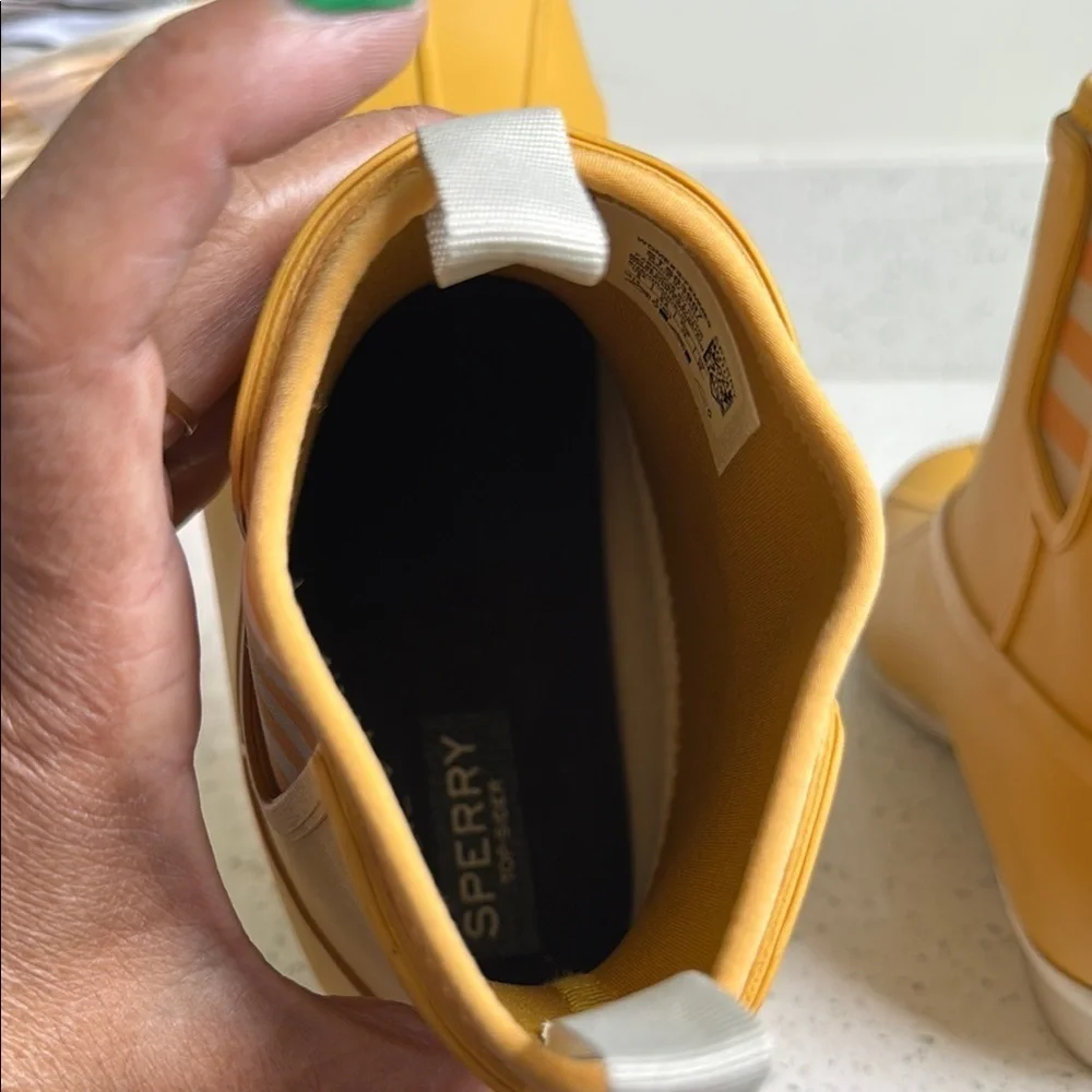 Sperry Yellow Rain & Snow Women’s Boots with Duck-Boot Design